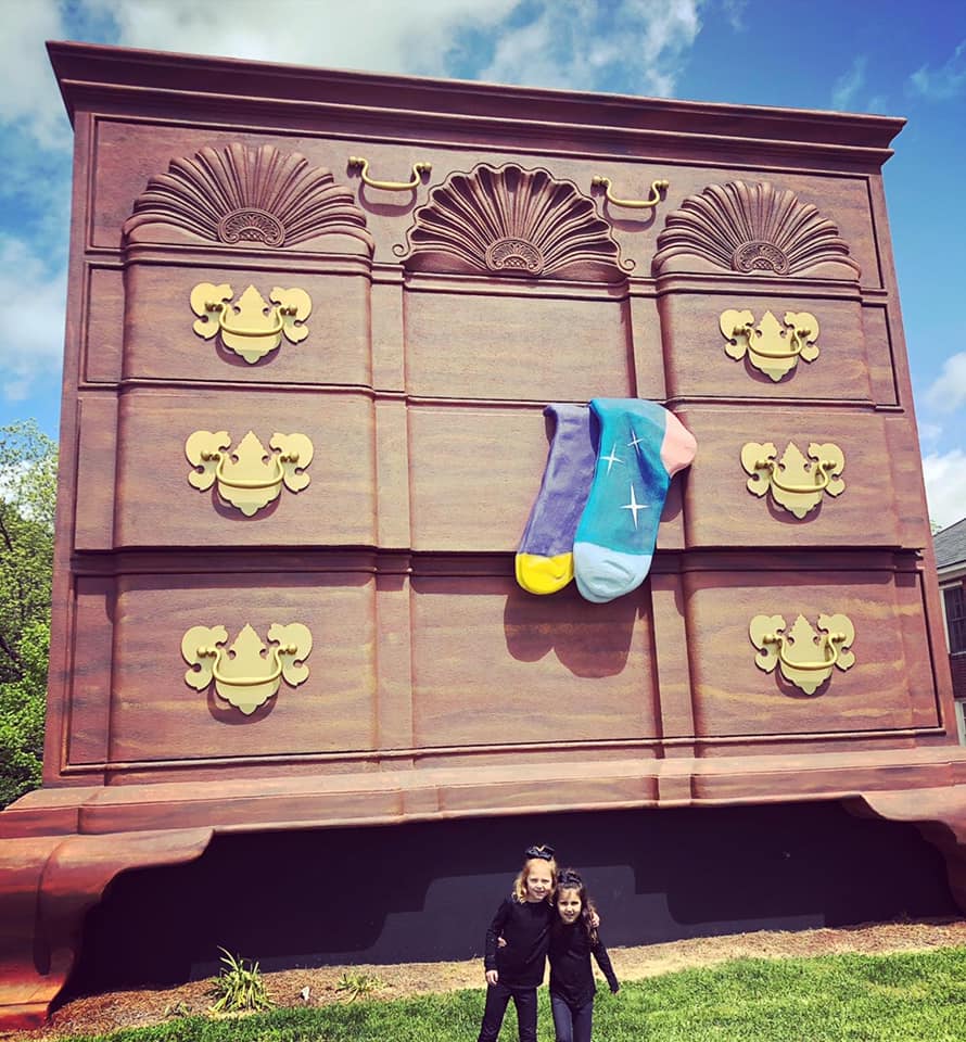 World's Largest Chest of Drawers in High Point, NC - Roadside attraction near me