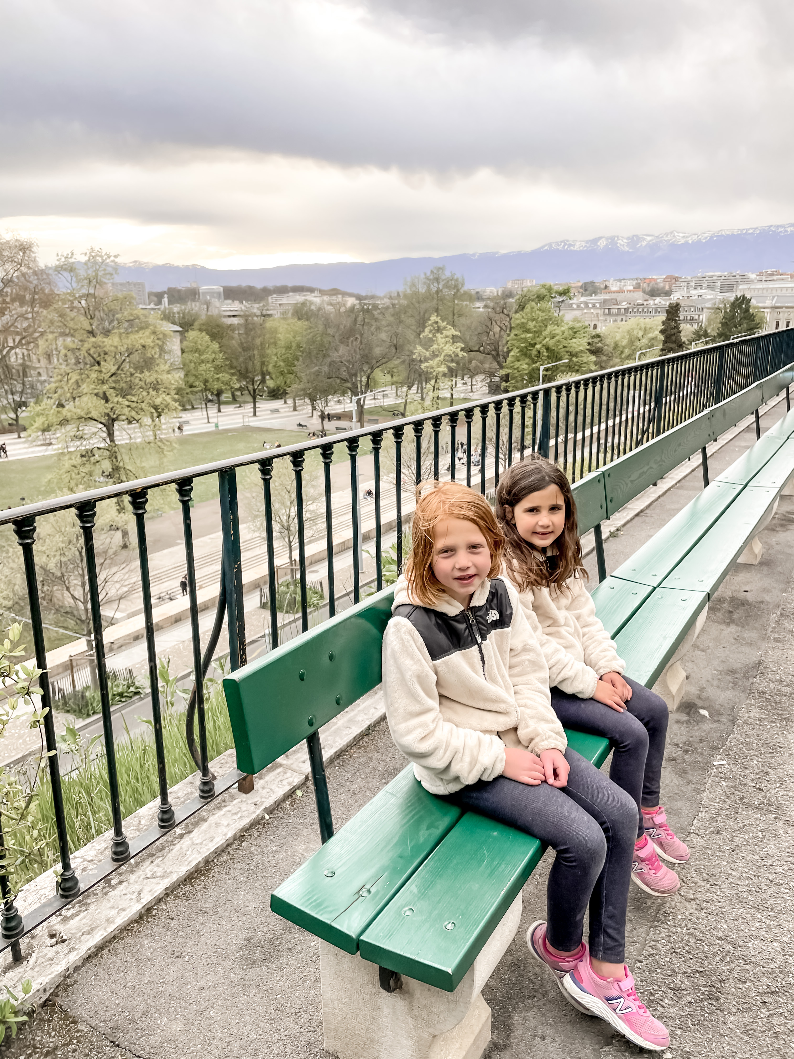 Trielle's Bench - Kid-Friendly Sights in Geneva