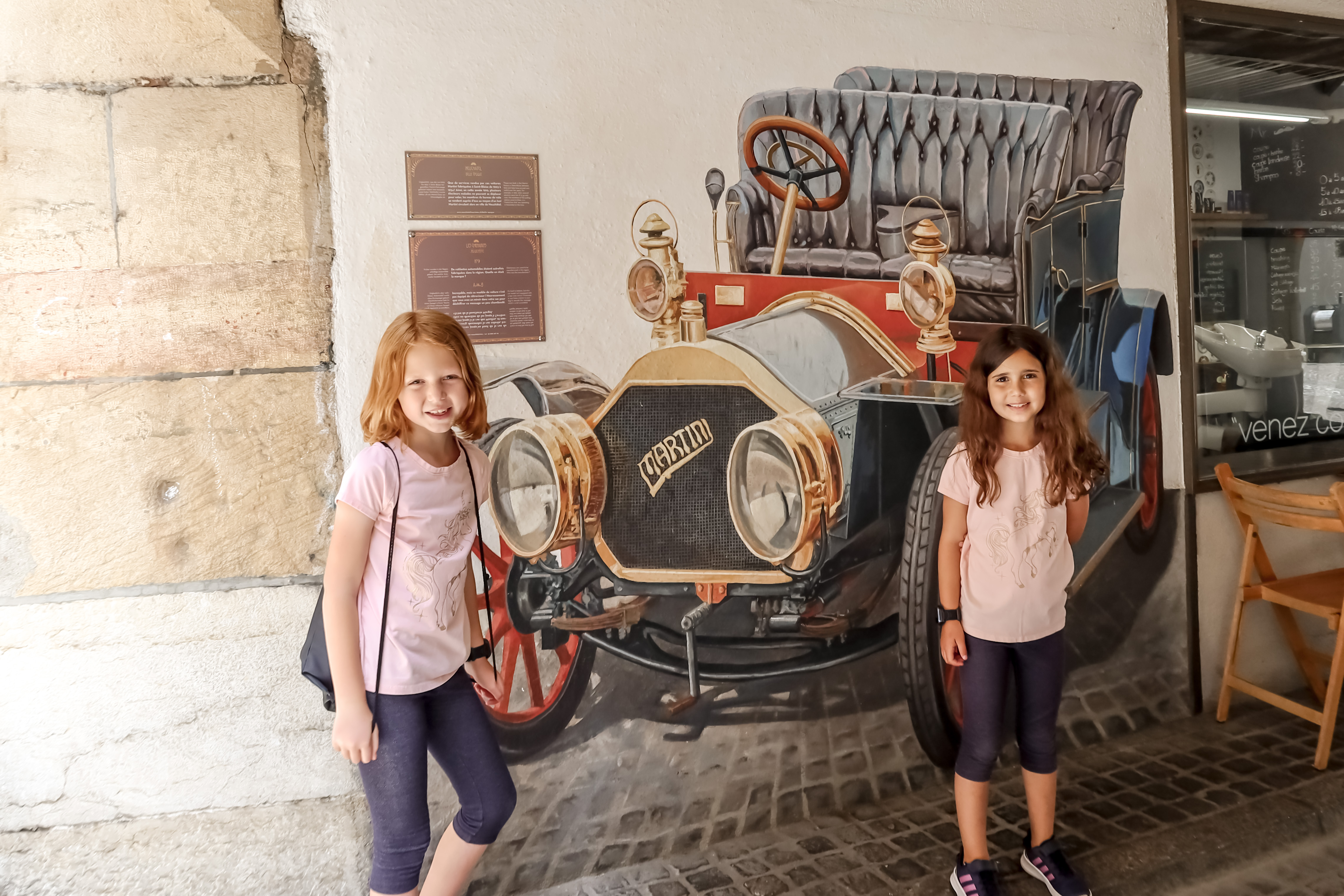 Scavenger Hunt - What is there to do in Neuchatel with children? 