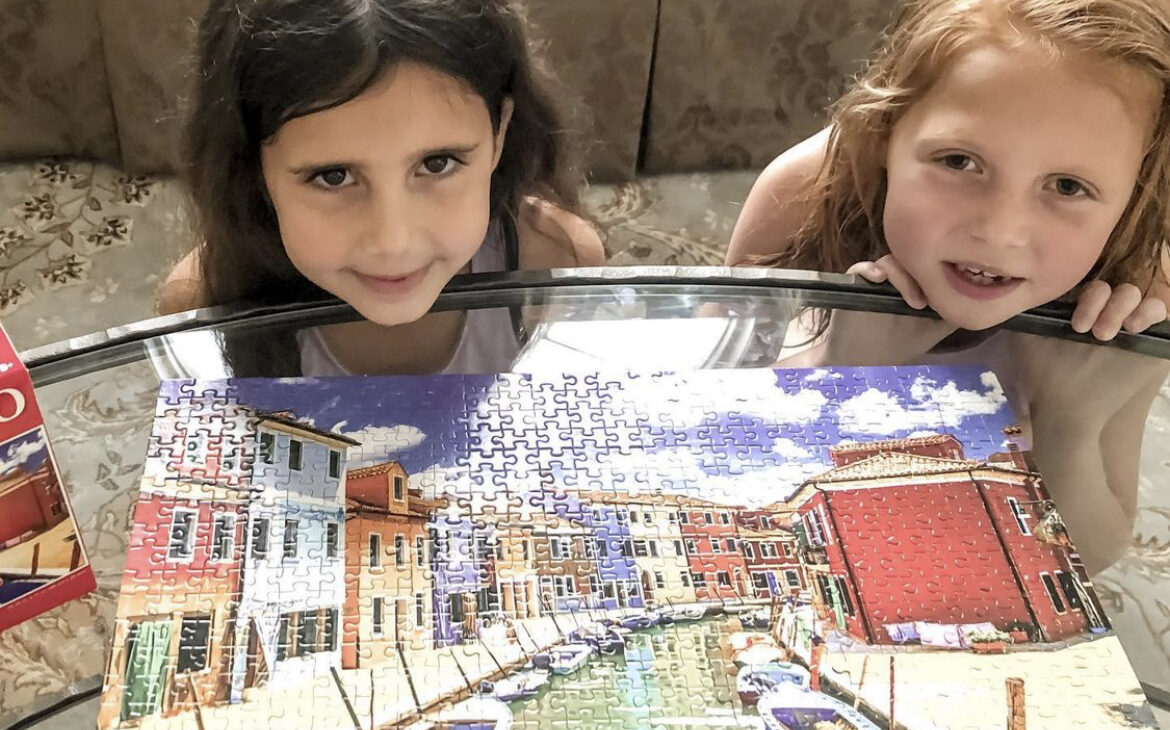 Burano Puzzle - One Day in Venice with Kids