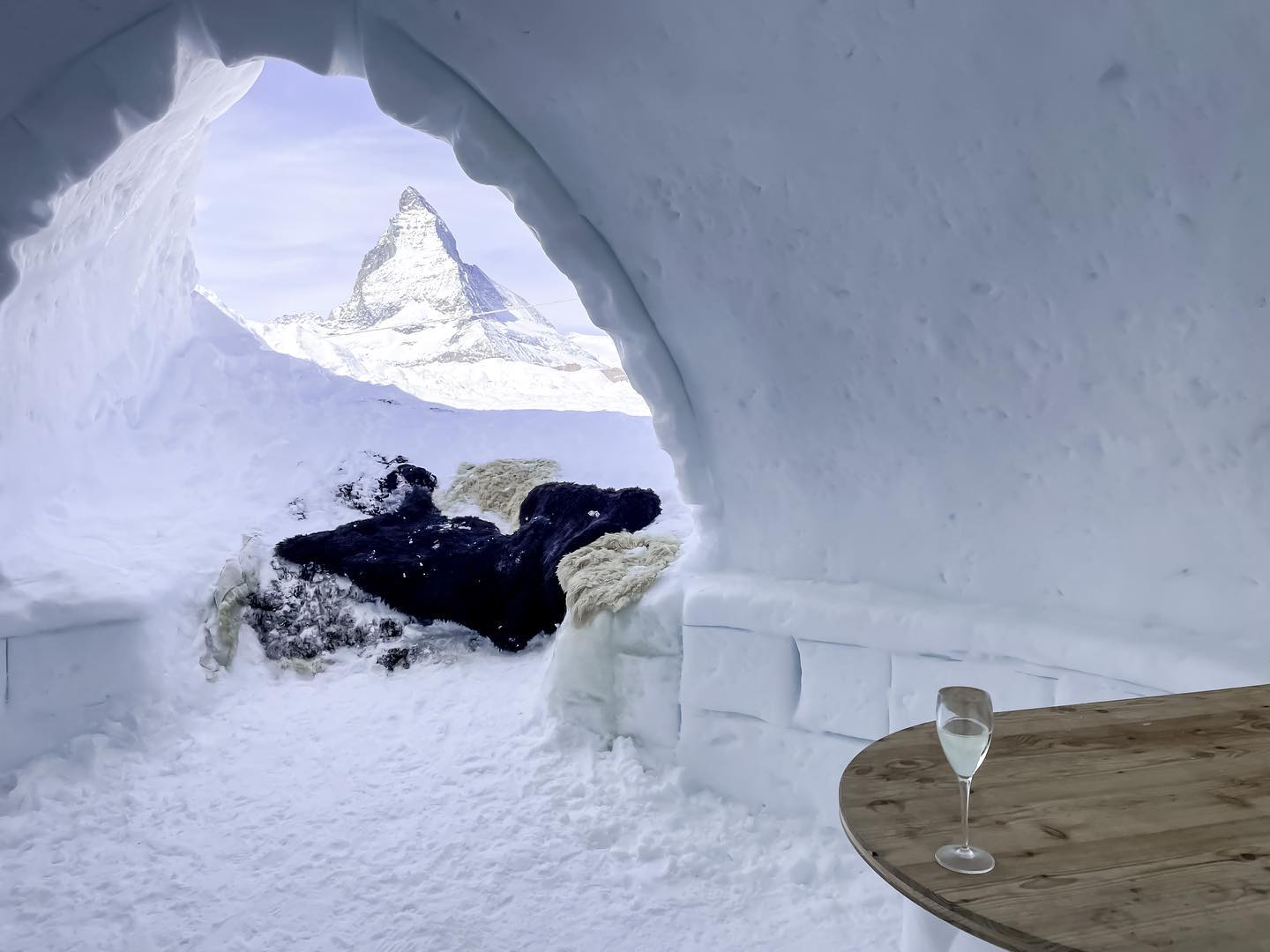 Champagne in an Igloo - 60 Places to Visit During Your Time in Switzerland